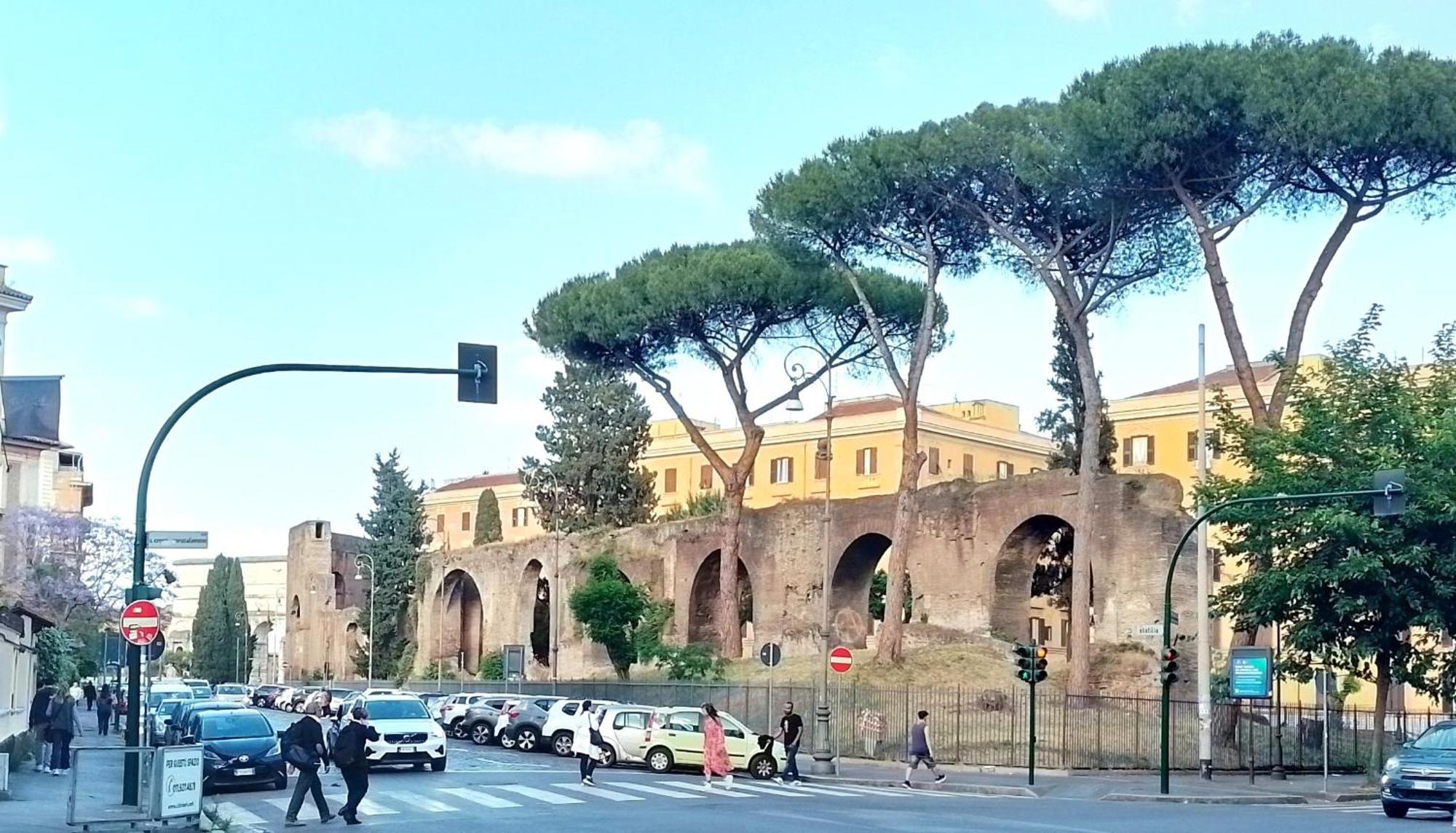 Acquedotto Di Nerone Casa de hóspedes *